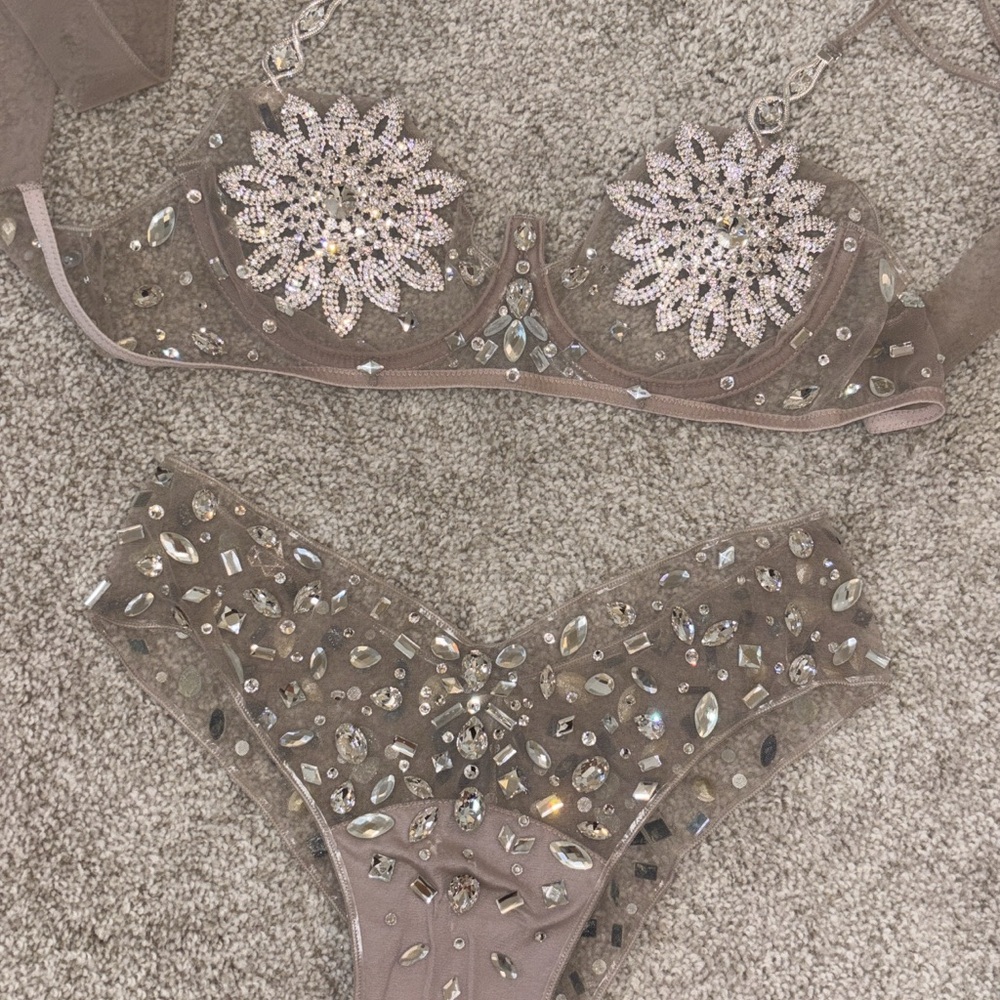 Brand New Bikini Crush Swimwear/Lingerie Size L